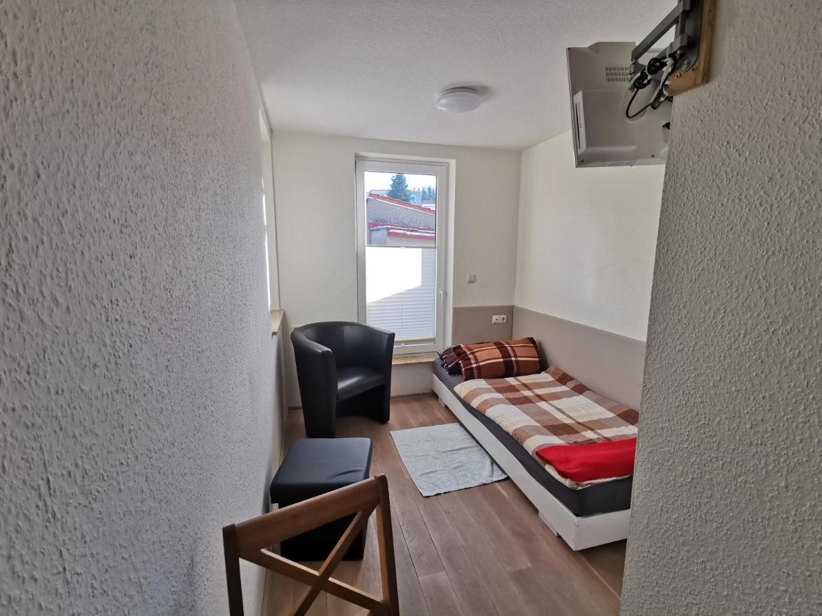 Ferienwohnung Und Pension Guertler Werdau Zewnętrze zdjęcie